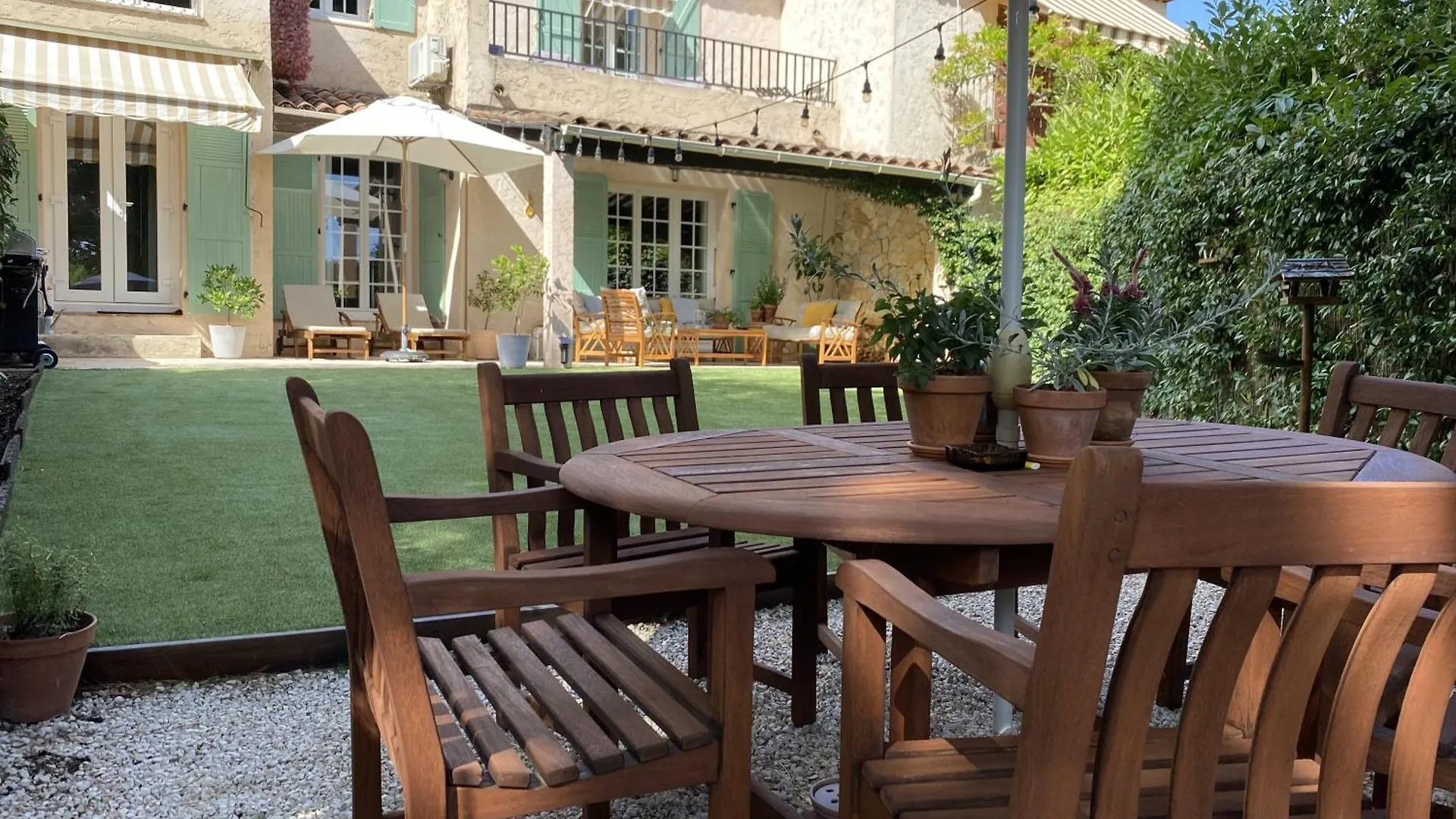 Charming 3-Bed Villa In Mougins Near Cannes