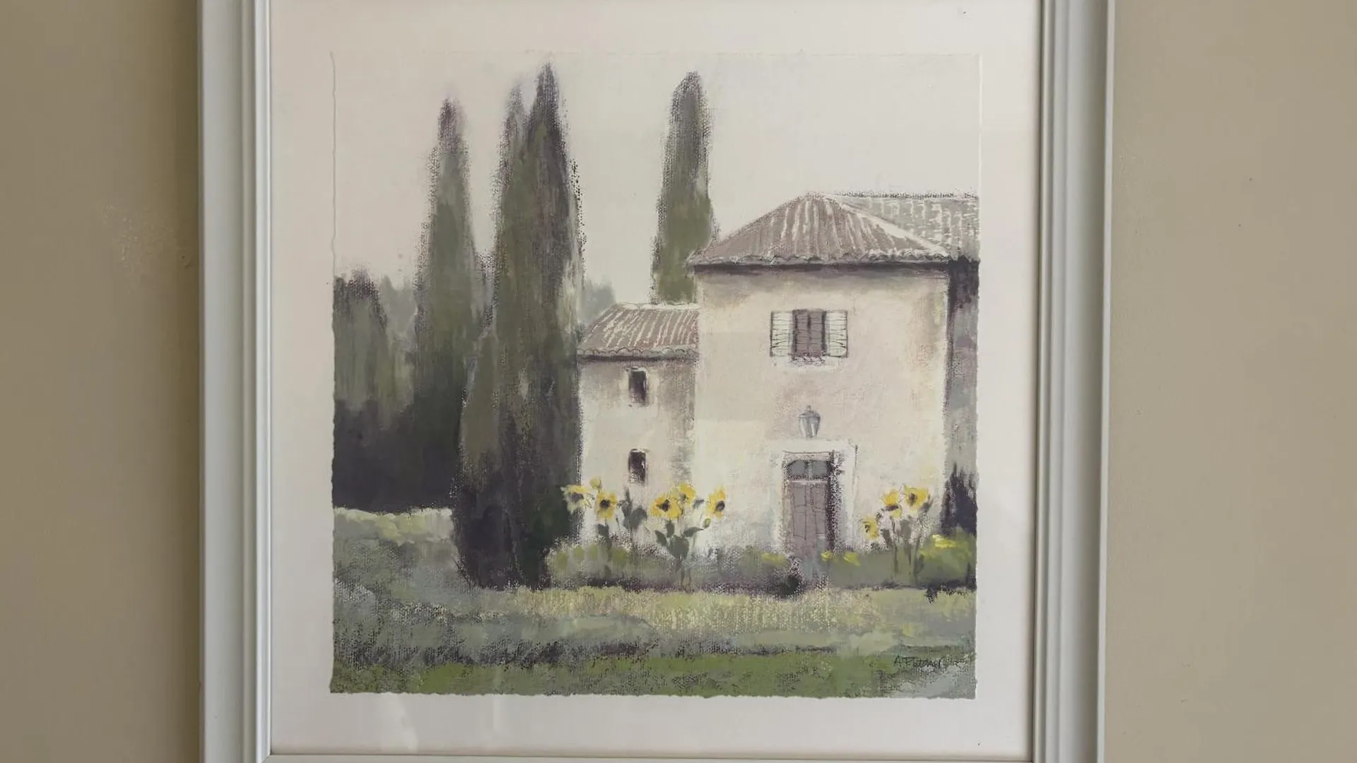 Charming 3-Bed Villa In Mougins Near Cannes France