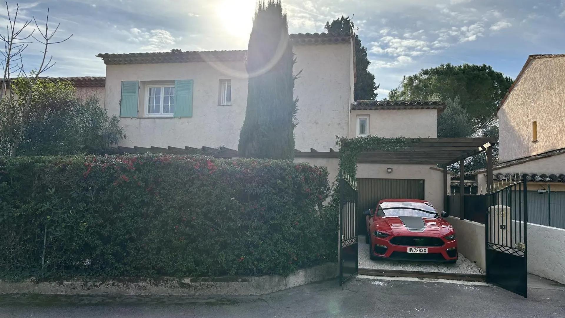 Charming 3-Bed Villa In Mougins Near Cannes 0*,